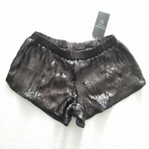 𝅺Guess Matte Sequined Mini Shorts